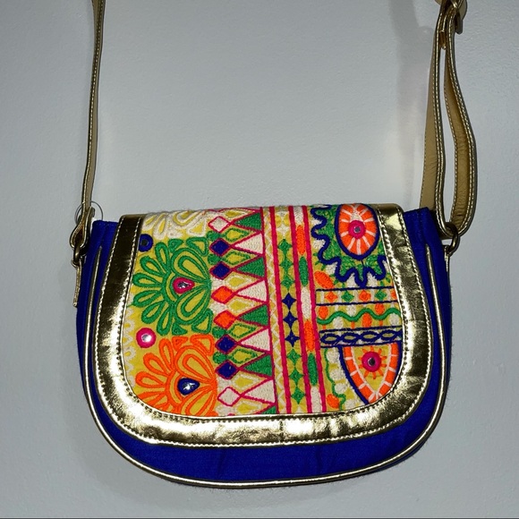 Unique Multicolor Crossbody - Picture 2 of 7